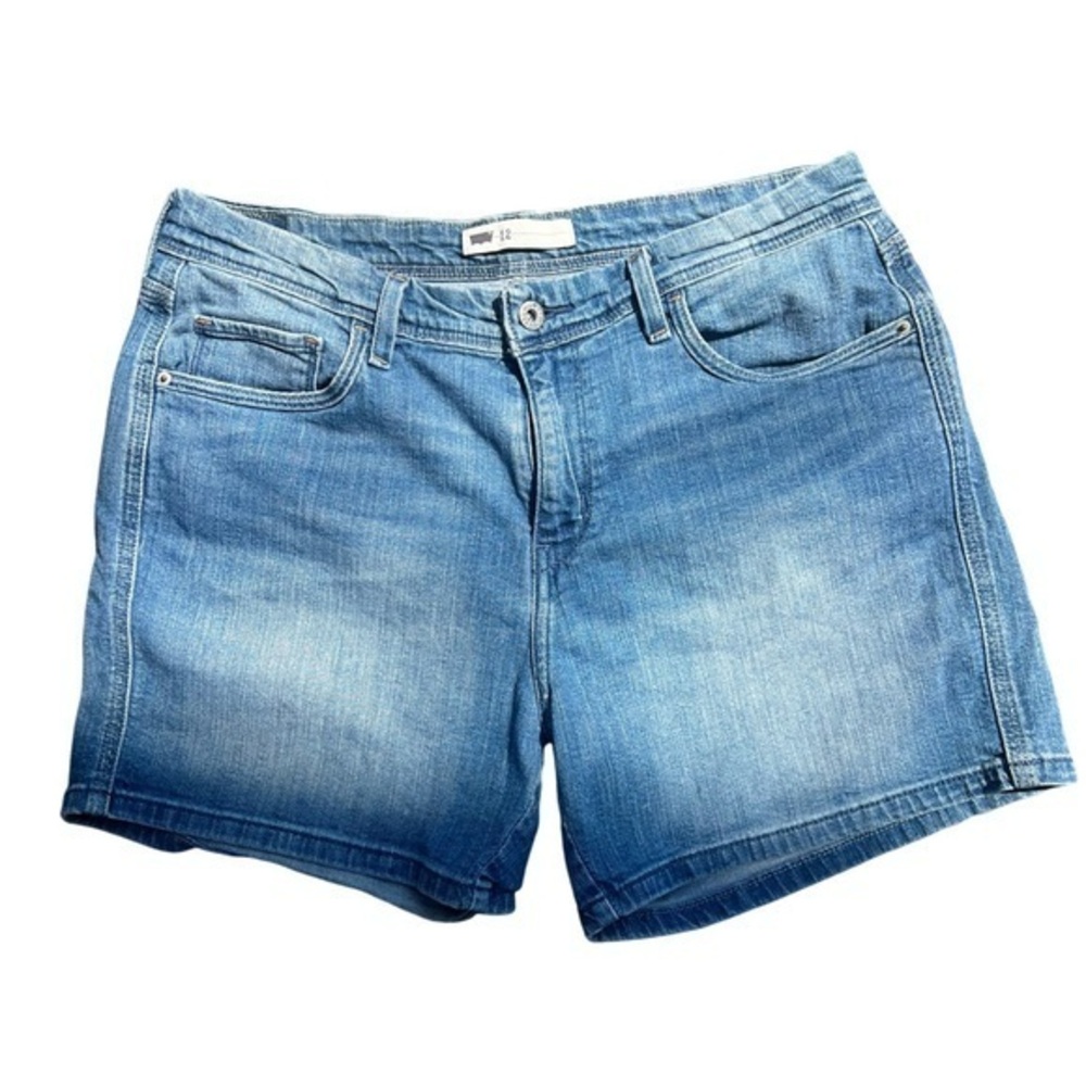 Levi’s Jean shorts